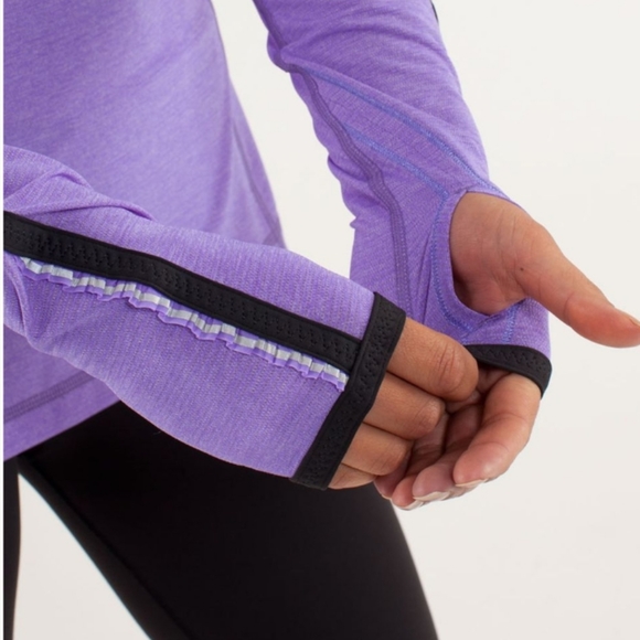 Like New! Rare Lululemon Run: Team Spirit Long Sleeve - Picture 4 of 13